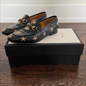 Gucci Jordan embroidered leather loafer Size 37 (US 7)